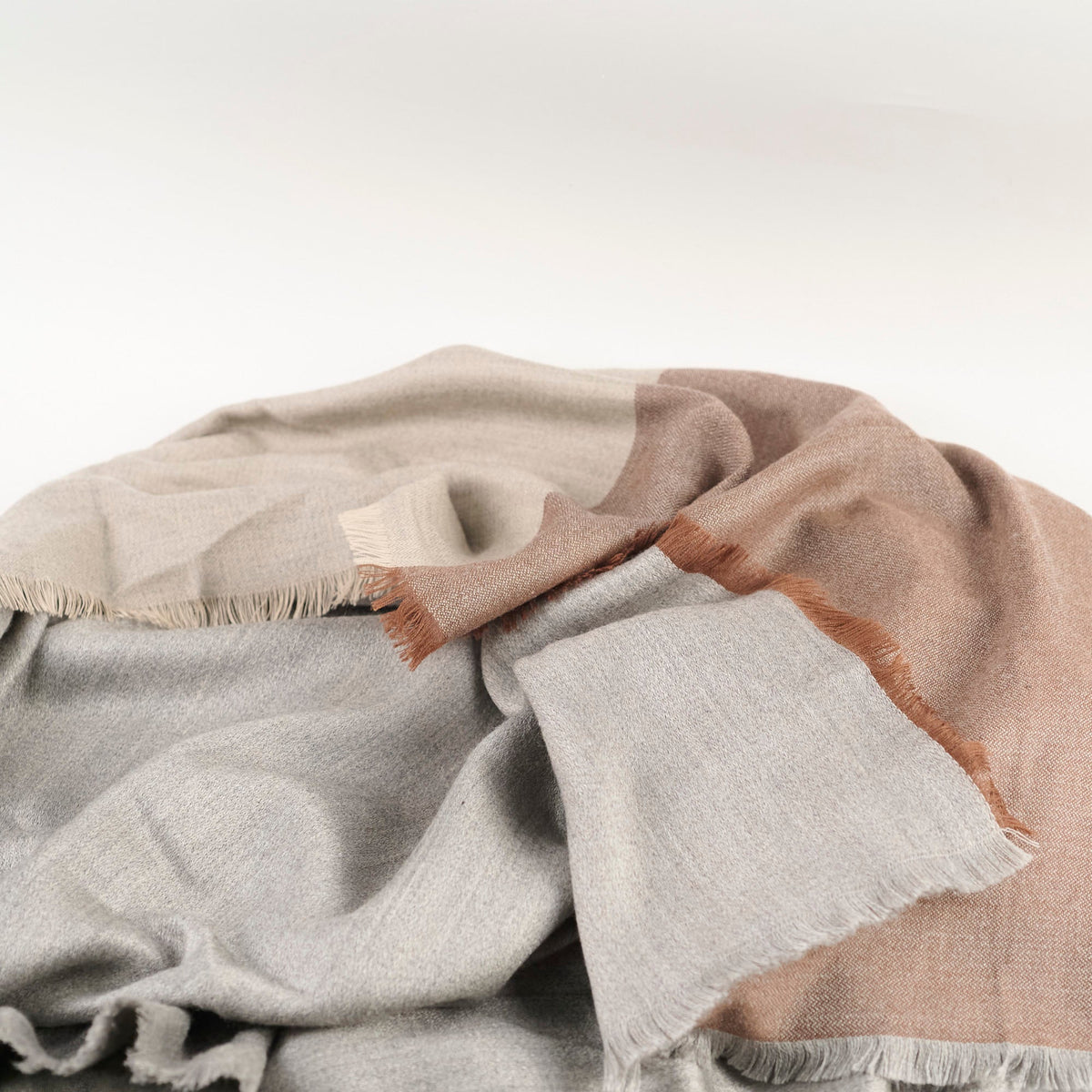Hermes Grey Shawl 120cm - photo 6