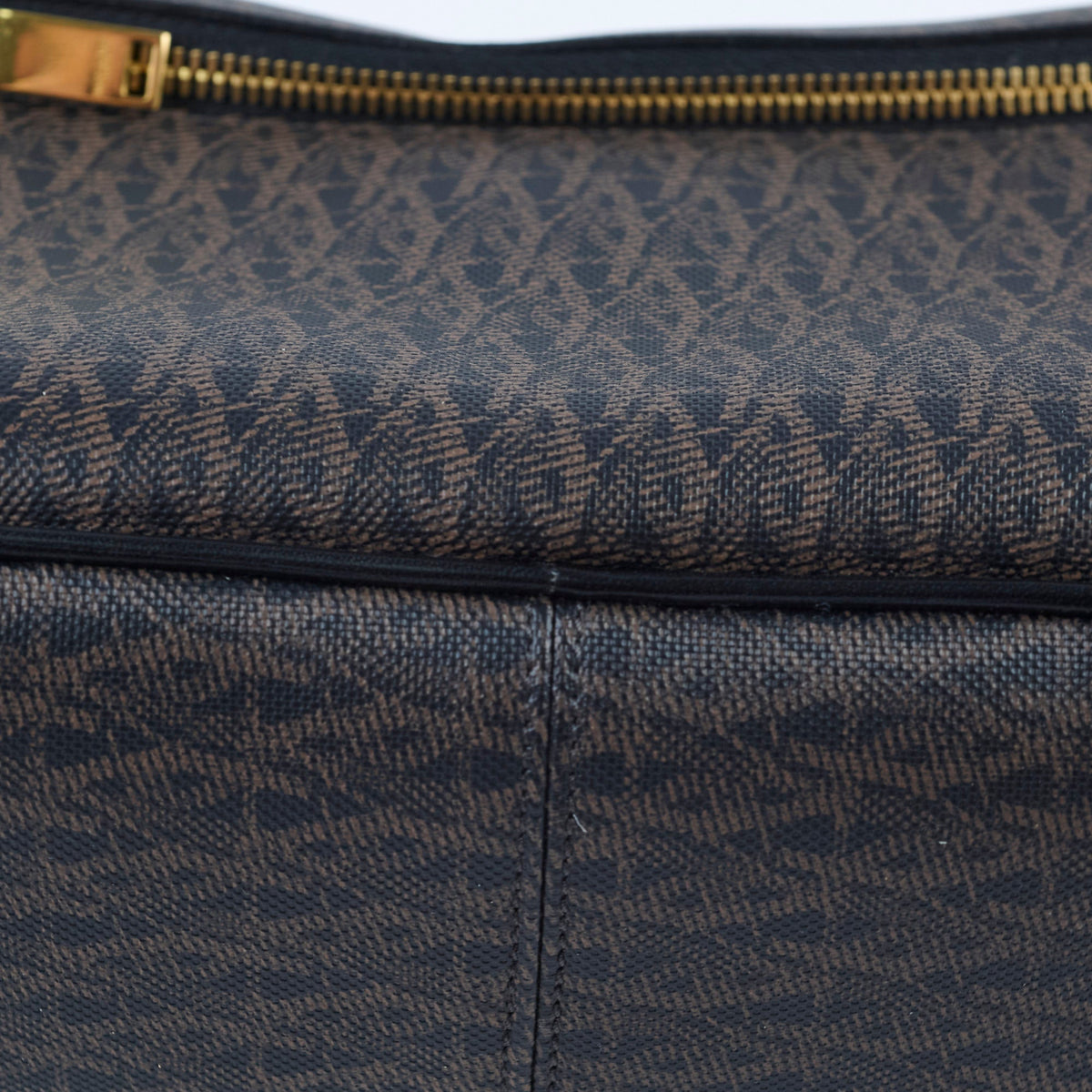 Saint Laurent Toiletry Bag Monogram - photo 7