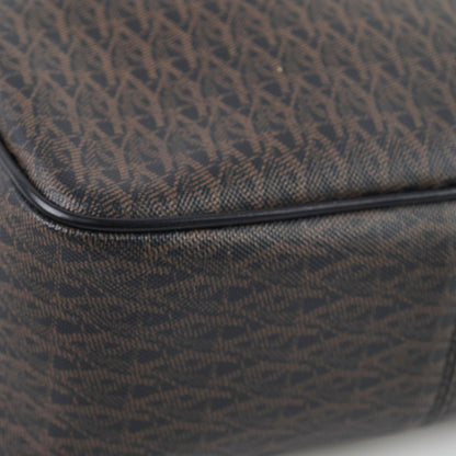 Saint Laurent Toiletry Bag Monogram - photo 10