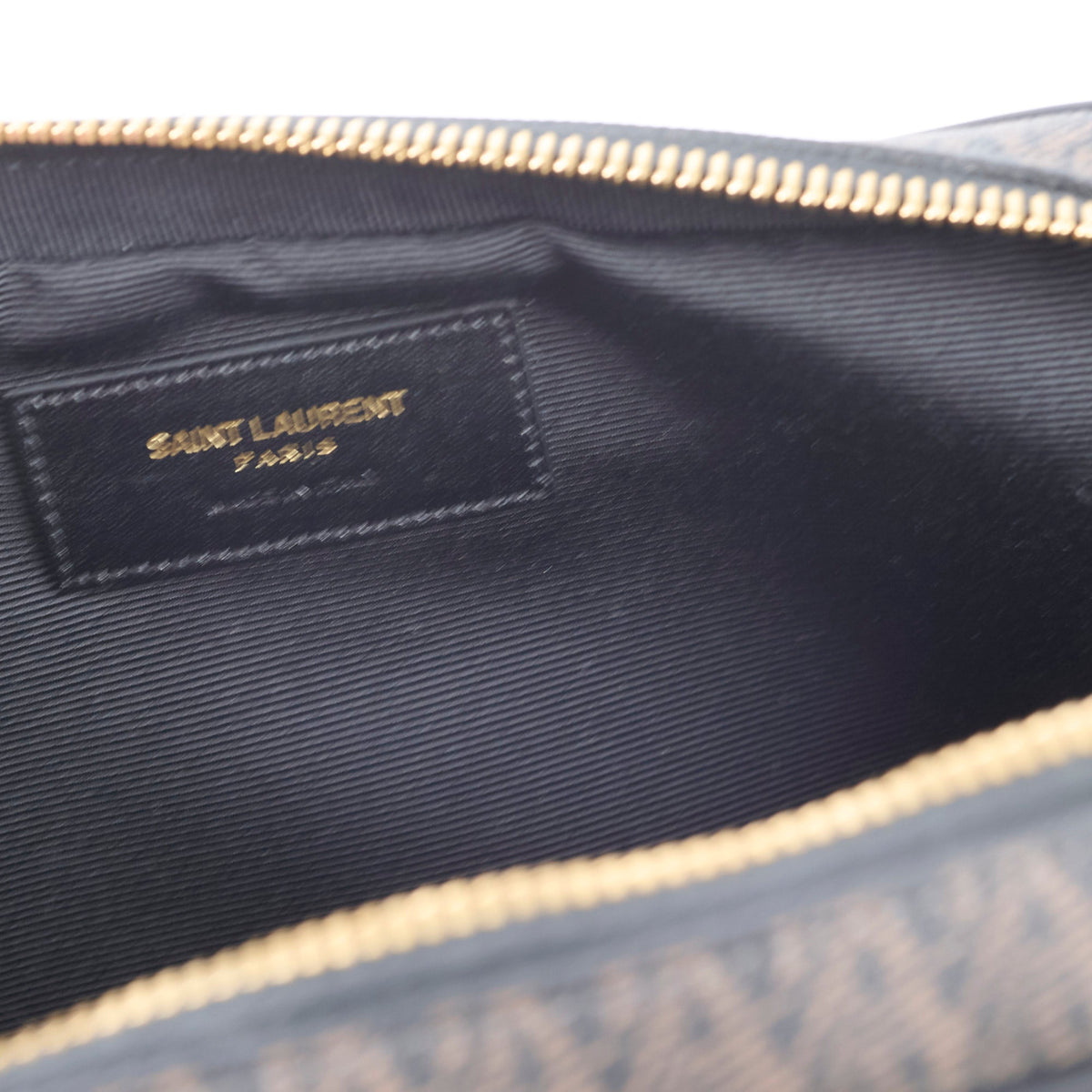 Saint Laurent Toiletry Bag Monogram - photo 12