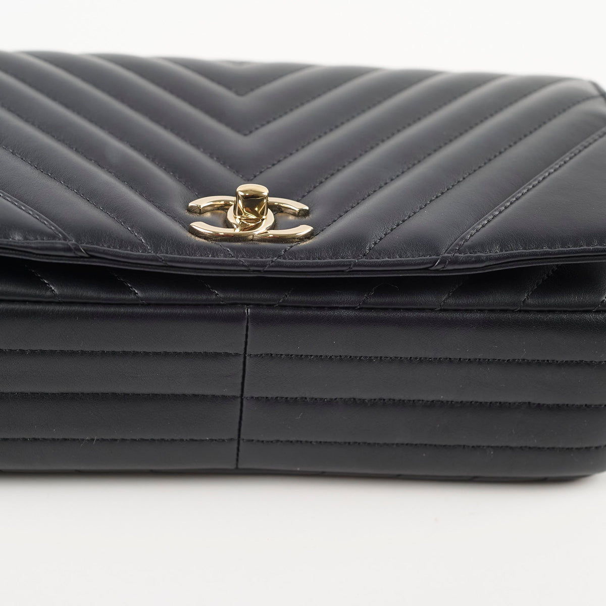 Chanel Small Statement Flap Chevron Black - photo 12