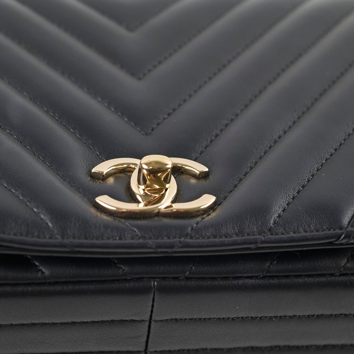 Chanel Small Statement Flap Chevron Black - photo 14