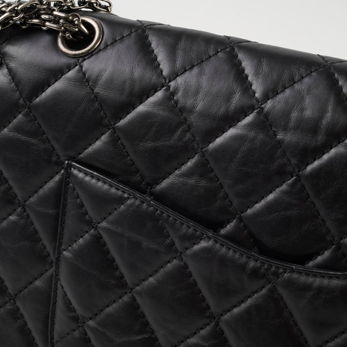 Chanel Reissue 227 Quilted Flap Black - photo 14