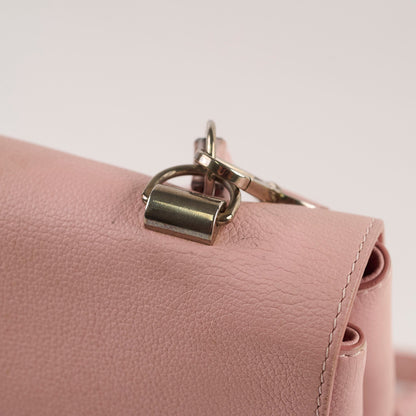 Louis Vuitton Lock Me Light Pink - photo 5