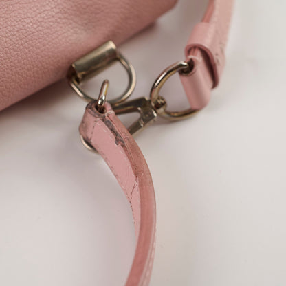 Louis Vuitton Lock Me Light Pink - photo 14