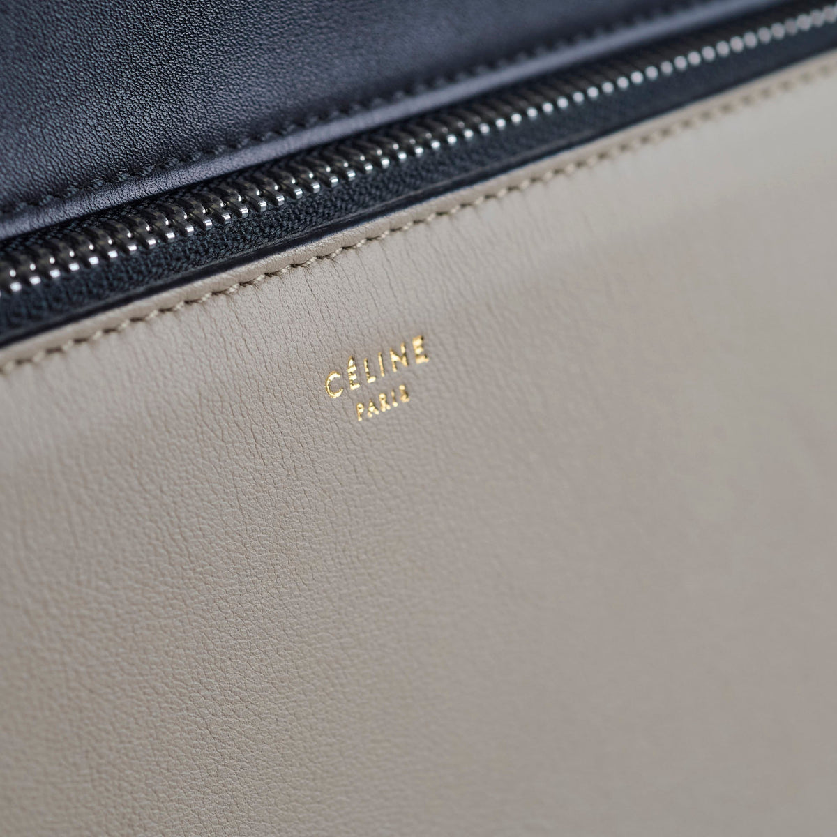 Celine Edge Medium Bag Beige/Black - photo 6