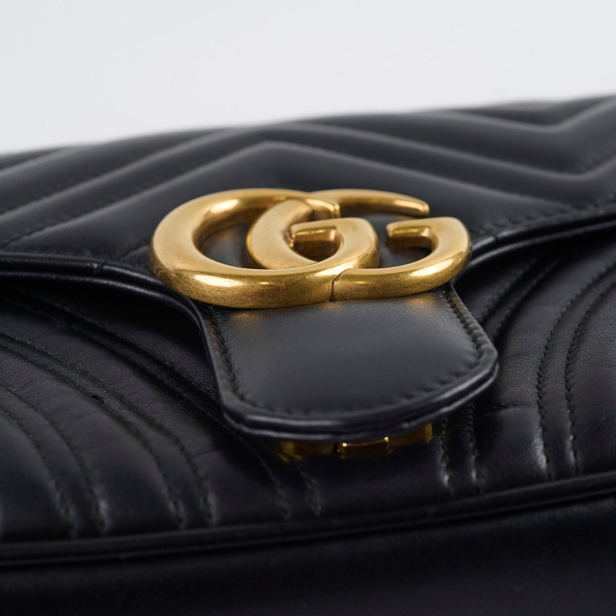 Gucci Marmont Flap Medium Black - photo 12