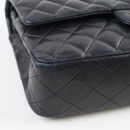 Chanel Medium M/L Classic Flap Black - photo 20