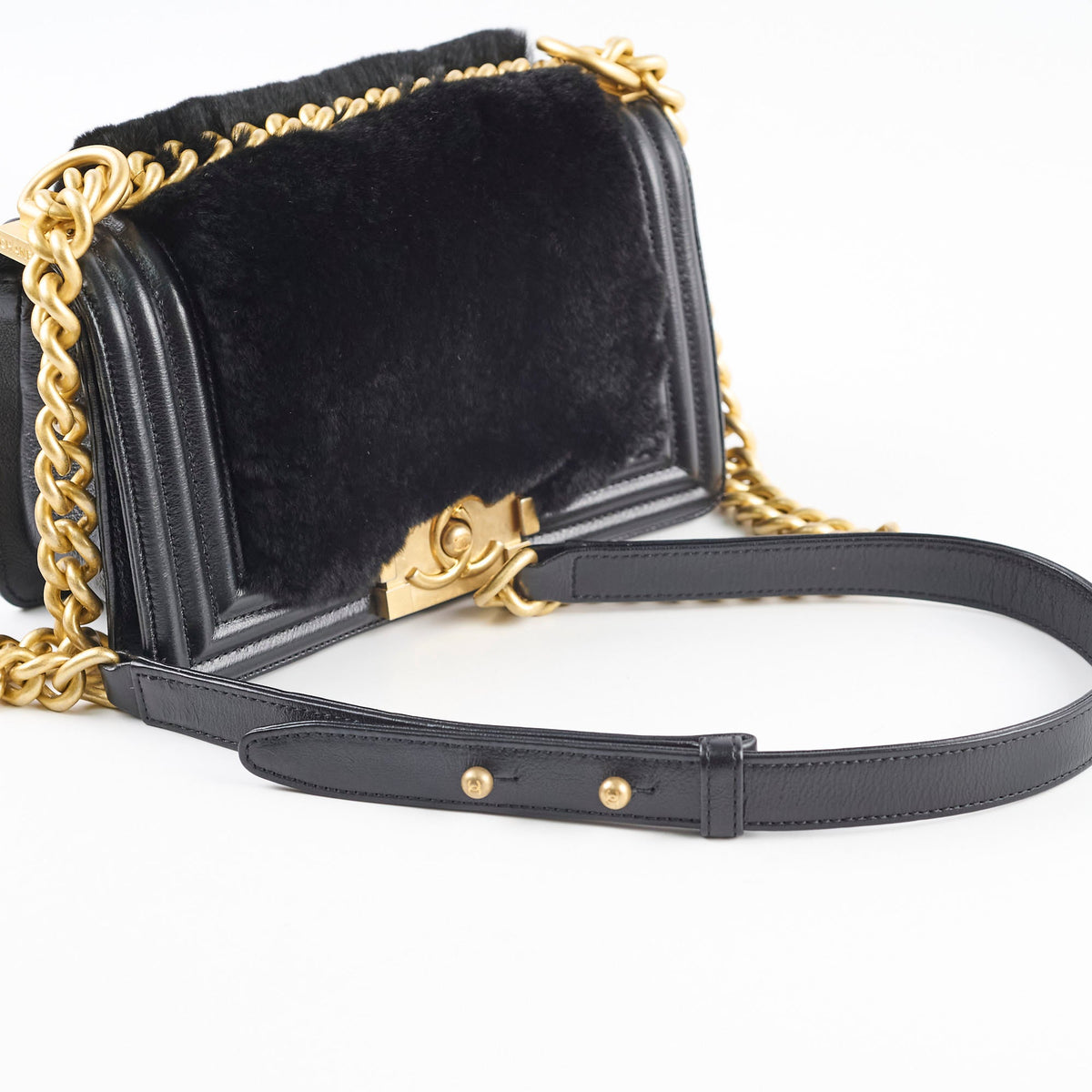 Chanel Boy Black Fur - photo 17
