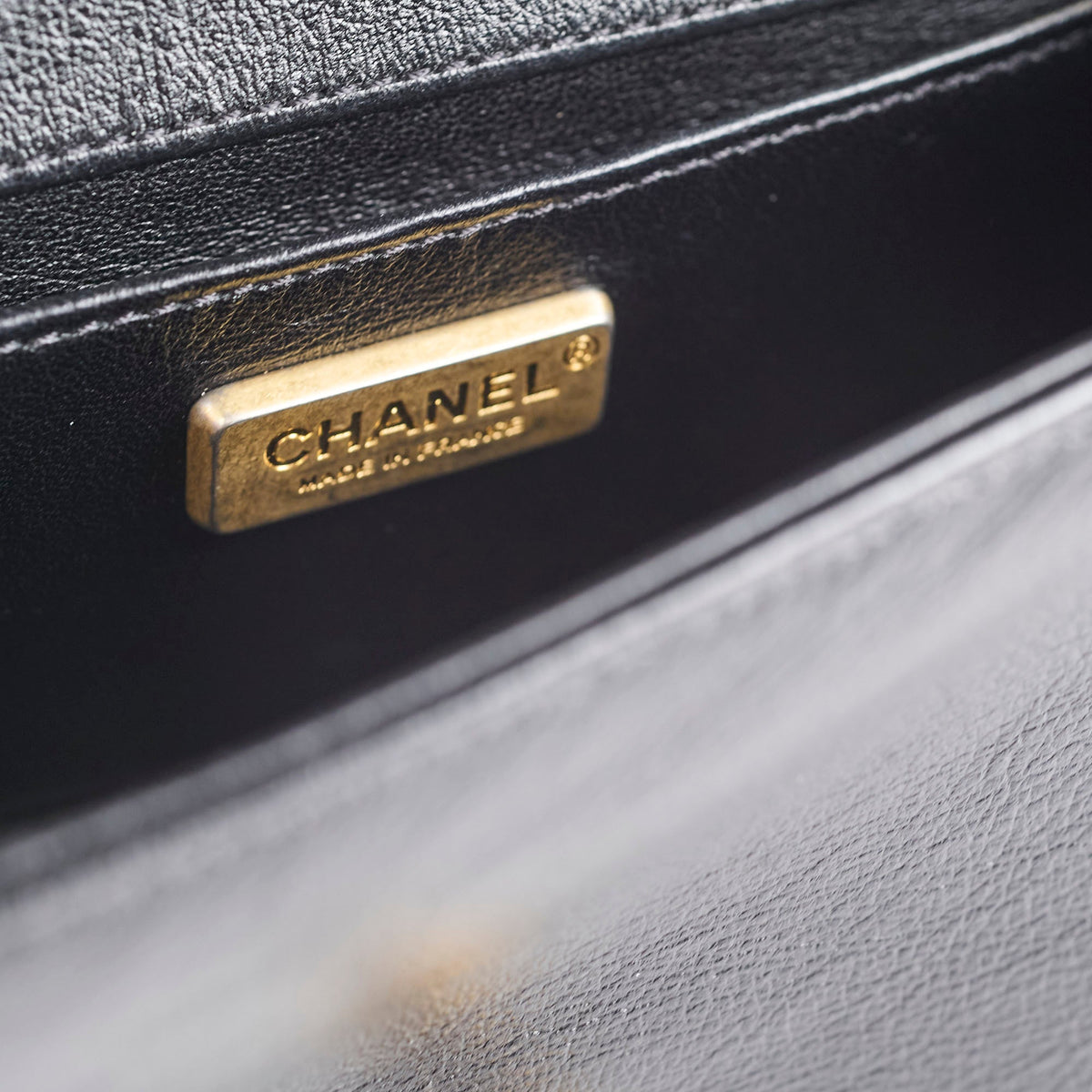 Chanel Boy Black Fur - photo 7