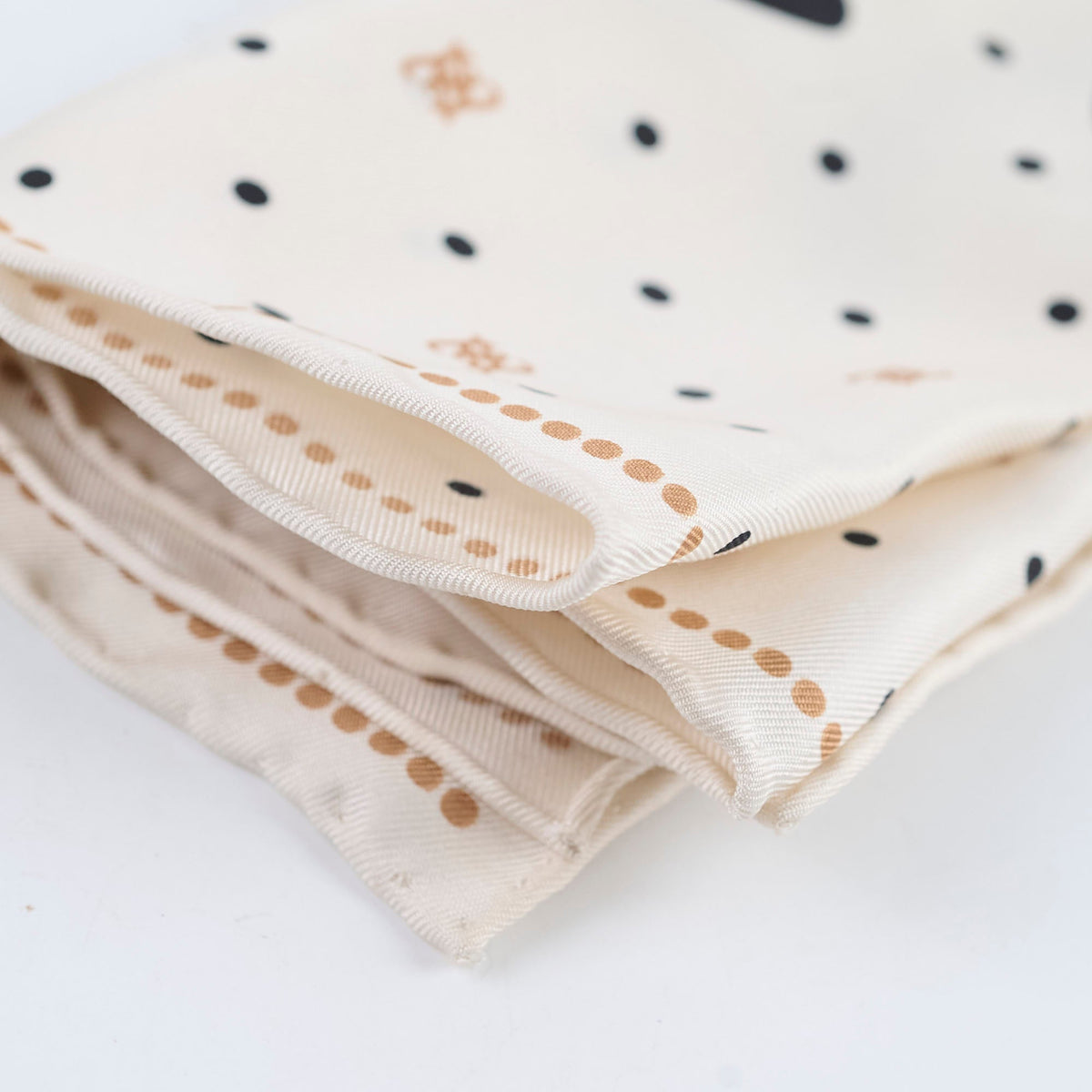 Fendi Square Scarf Beige - photo 3