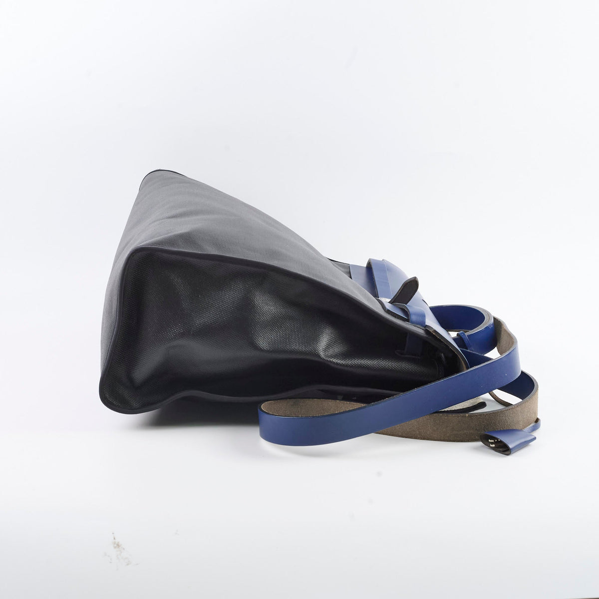 Hermes Herbag Zip 39 Bag Berline Canvas/Leather Black/Blue SHW - photo 4