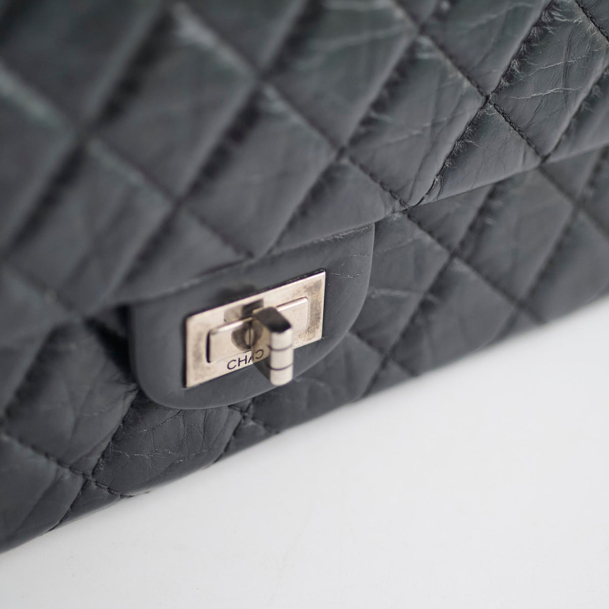 Chanel Reissue 226 Black - photo 21