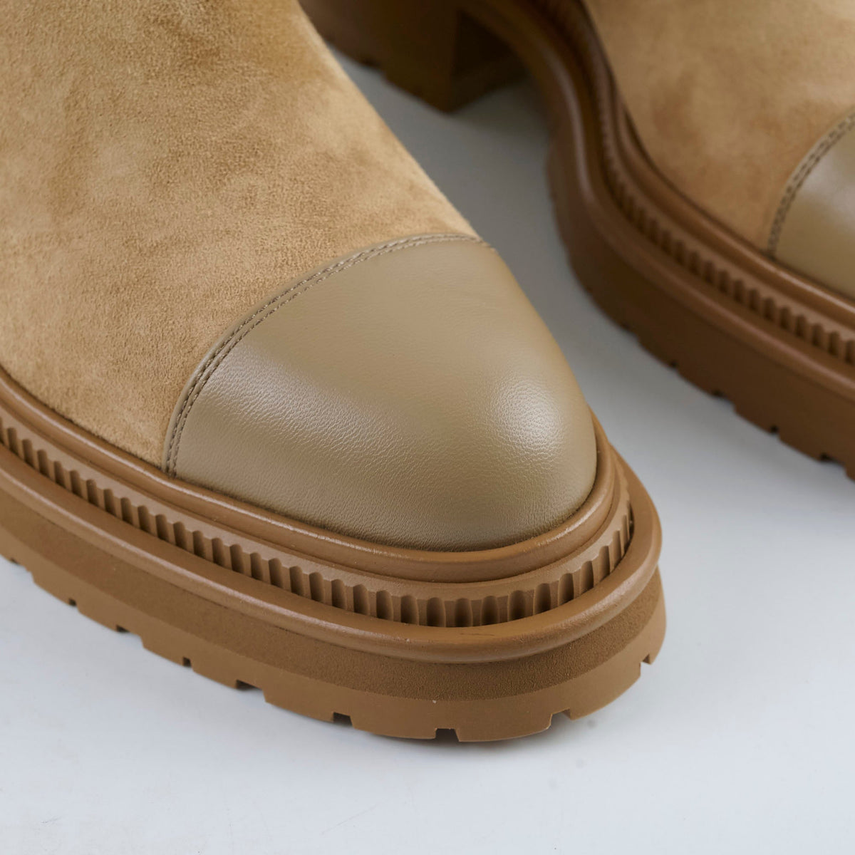 Chanel Suede Boots Light Brown Size 36 - photo 15