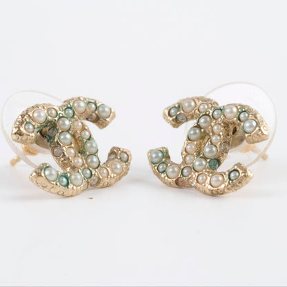Chanel Pearl Earrings - photo 2