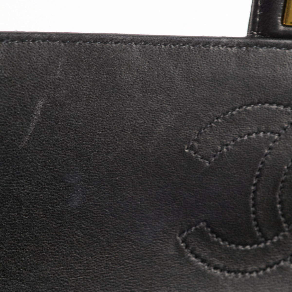 Chanel Quilted chain Flap Black - photo 9