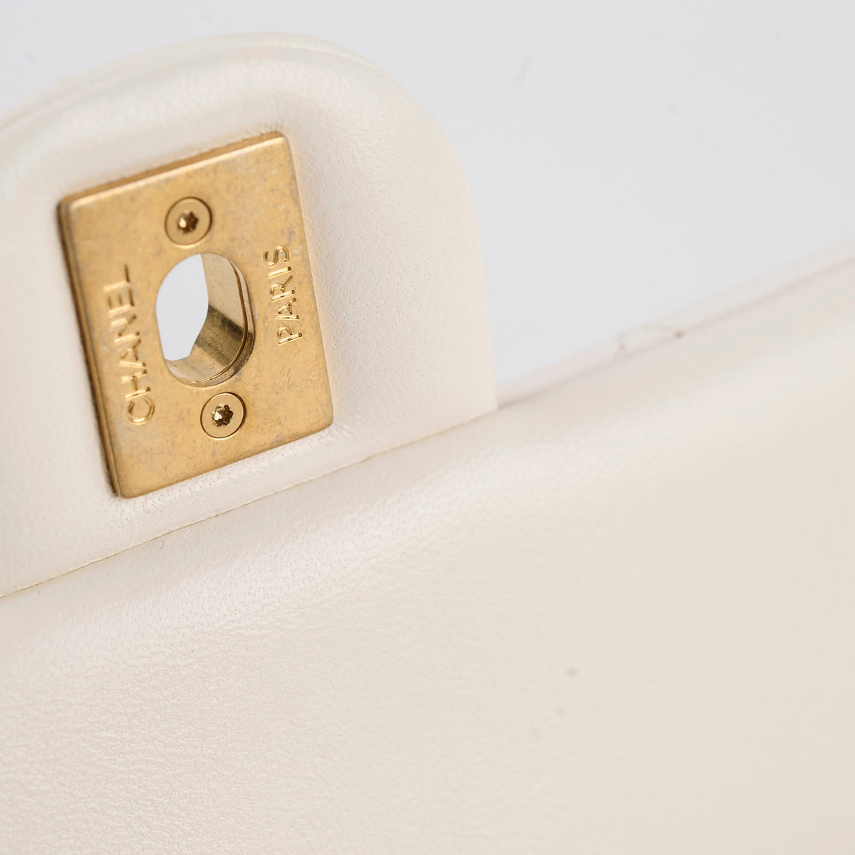 Chanel Square Seasonal Pearl Flap White Lambskin (microchip) - photo 7