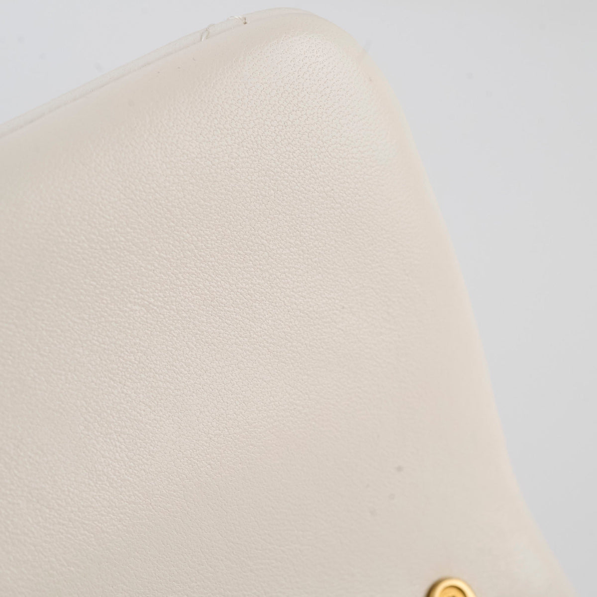 Chanel Square Seasonal Pearl Flap White Lambskin (microchip) - photo 6