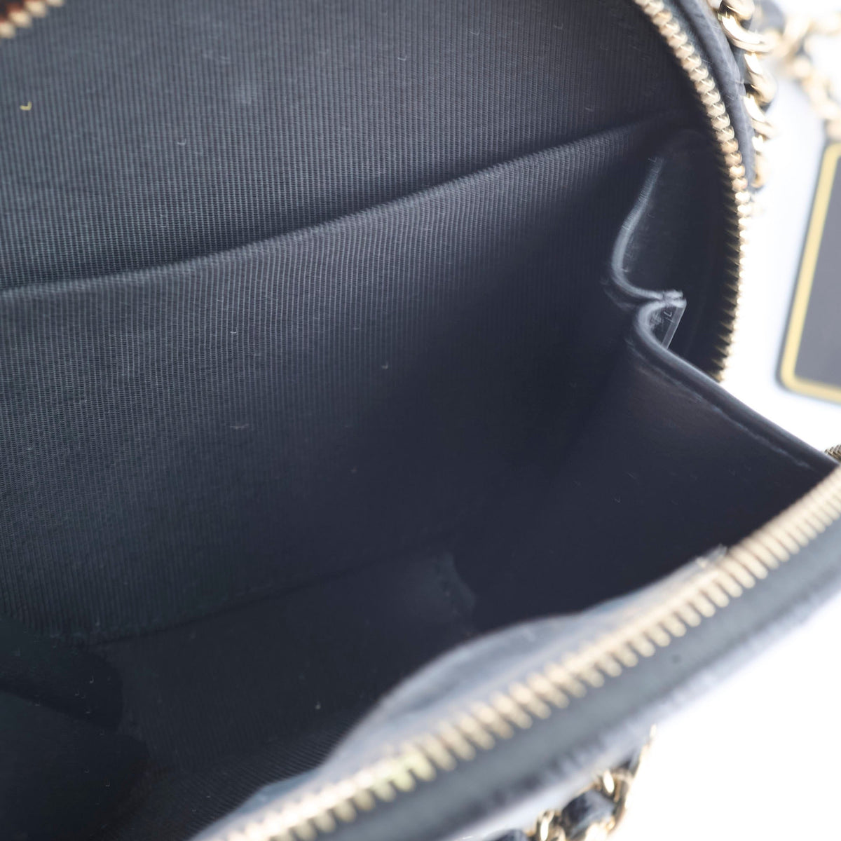 Chanel round top handle crossbody vanity caviar bag black - photo 7