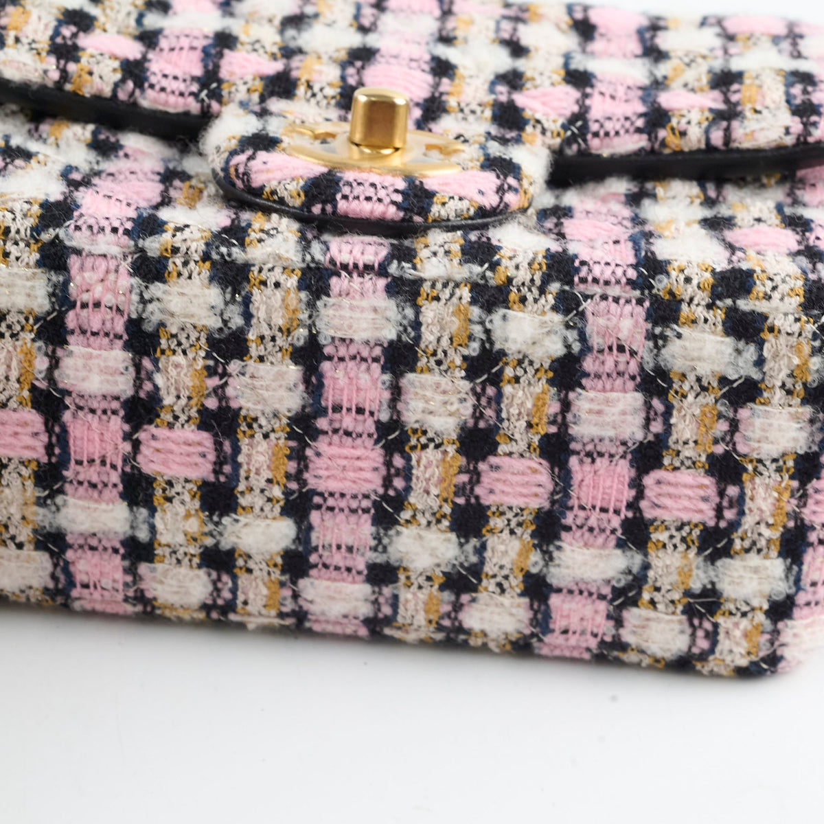 Chanel Mini Square Crush Tweed Pink Micrchipped - photo 10