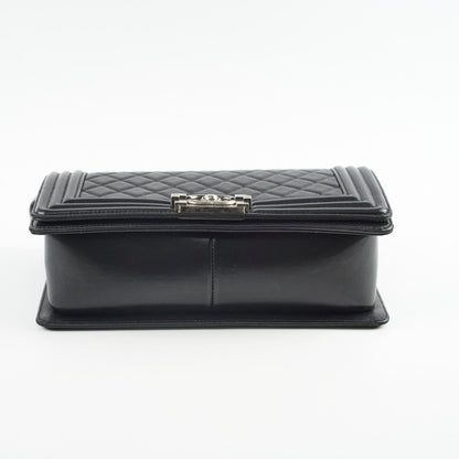 Chanel Old Medium Boy Black - photo 5