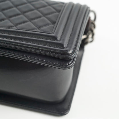 Chanel Old Medium Boy Black - photo 13