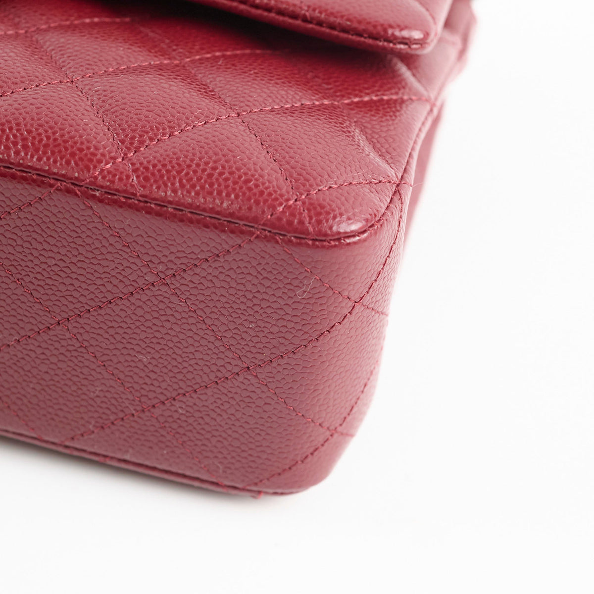 Chanel Medium M/L Caviar Classic Flap Red - photo 13