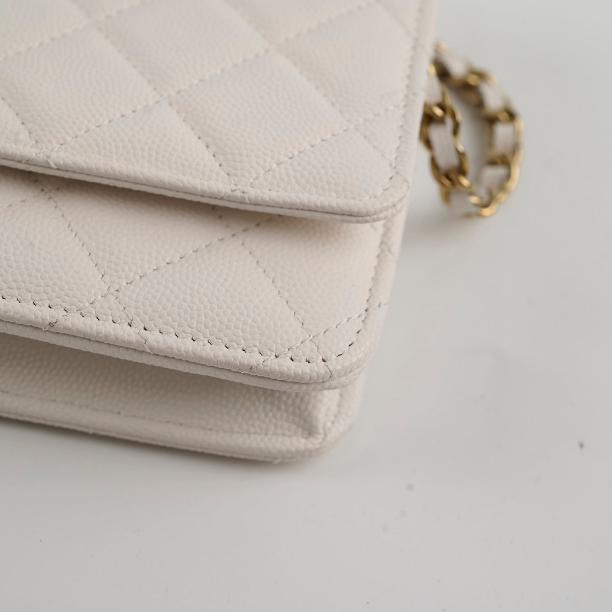 Chanel Seasaonal Caviar Wallet On Chain White Microchip - photo 14
