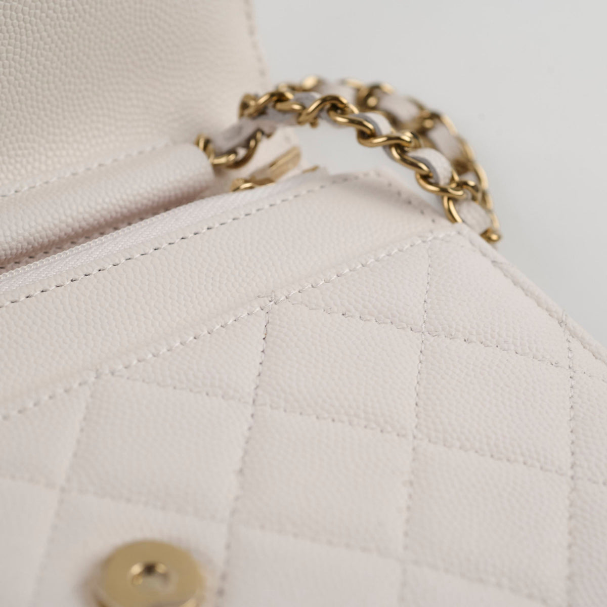 Chanel Seasaonal Caviar Wallet On Chain White Microchip - photo 10