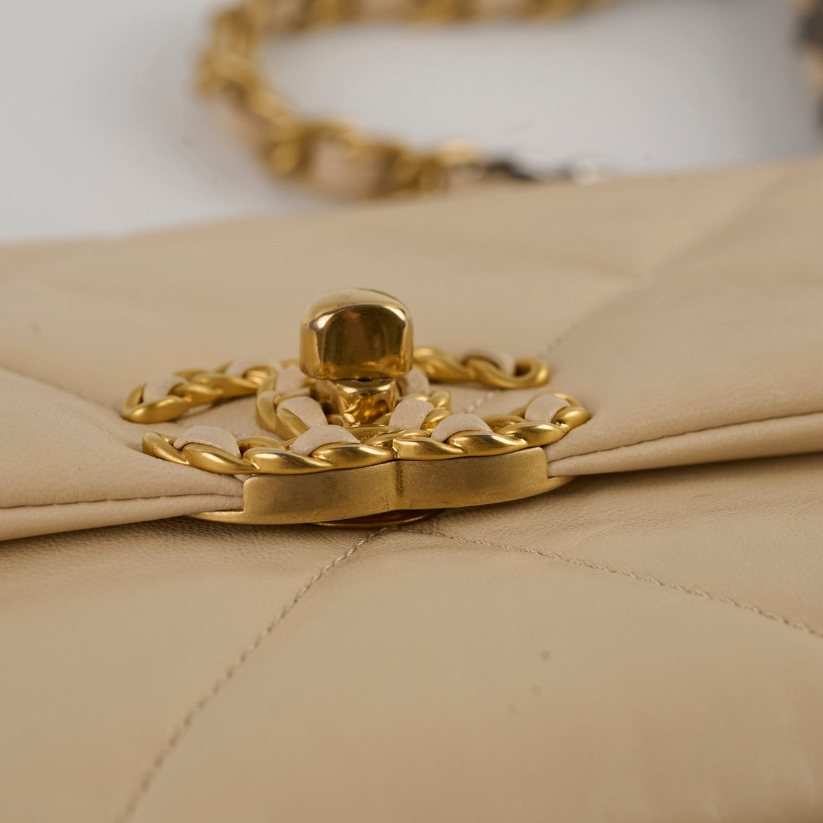 Chanel 19 Small Beige Series 30 - photo 15