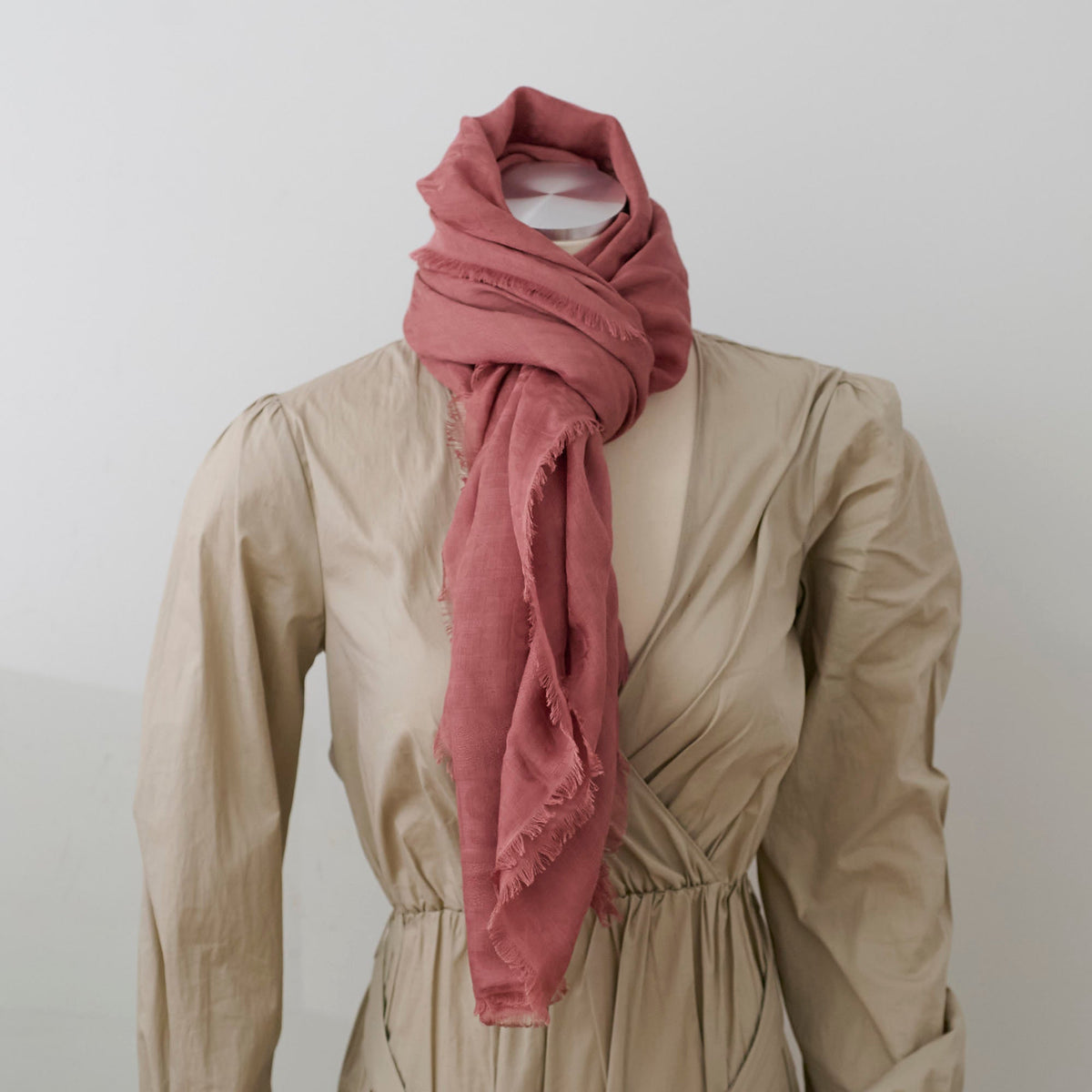 Christian Dior Shawl Coral - photo 3