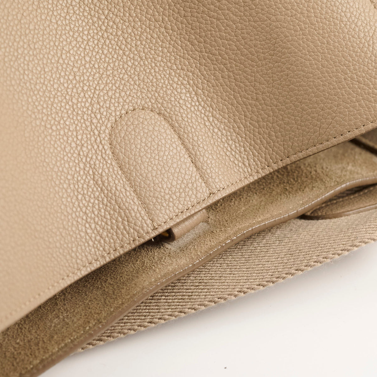 CELINE Sangle Tote Beige - photo 9