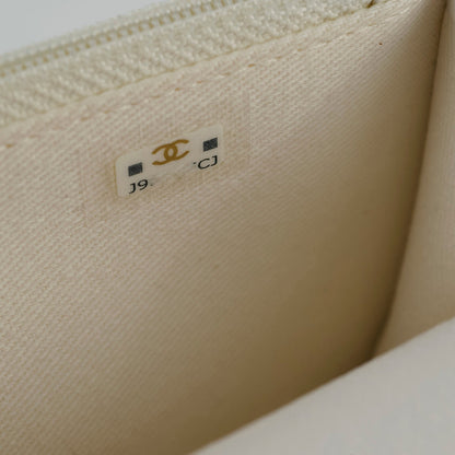Chanel Mini Business Affinity Caviar Ivory White (microchip) - photo 4