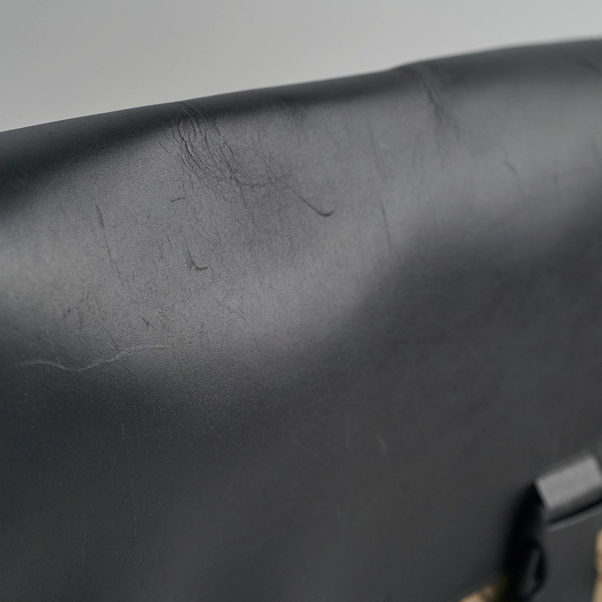 Gucci GG Surpreme Monogram Messenger Bag - photo 9