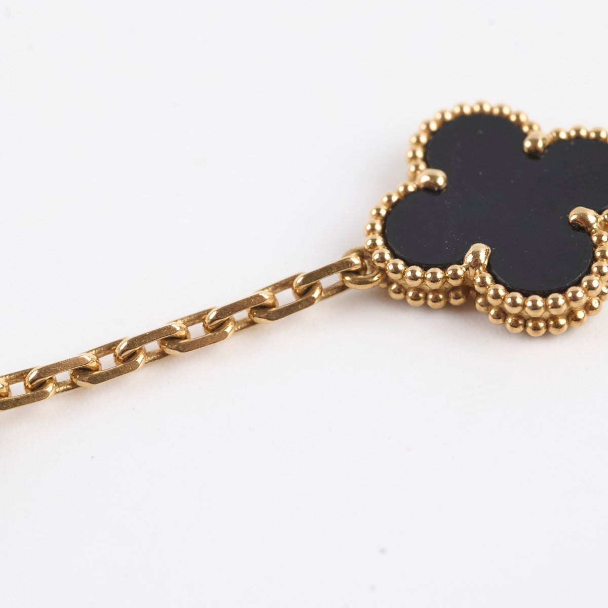 Van Cleef & Arpels Vintage Alhambra 5 Motifs Bracelet Onyx 2022 - photo 6
