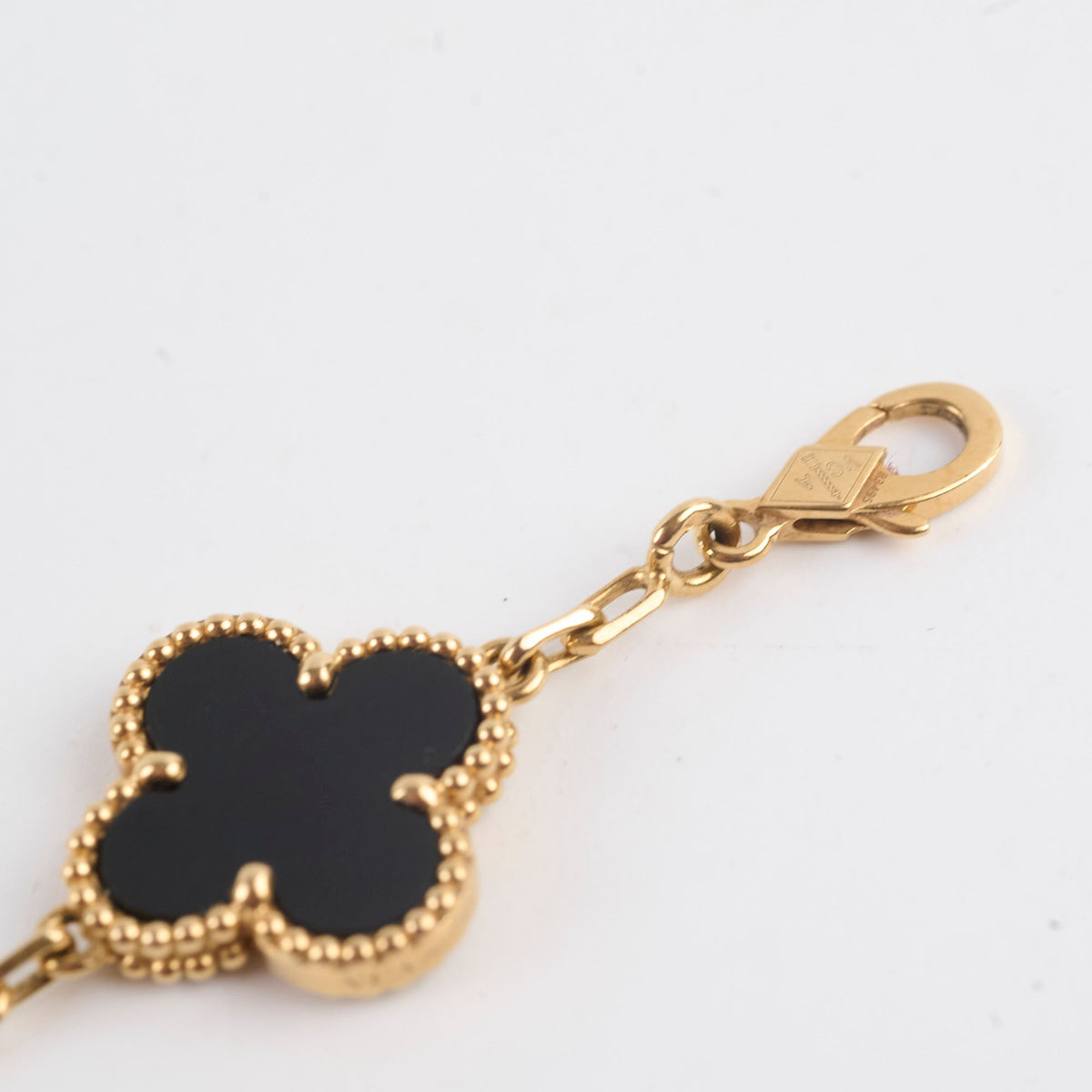 Van Cleef & Arpels Vintage Alhambra 5 Motifs Bracelet Onyx 2022 - photo 4