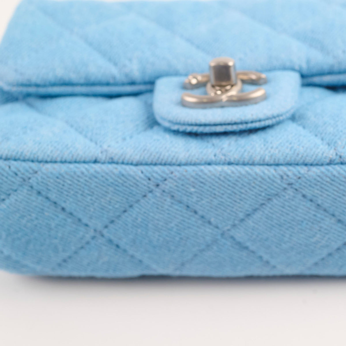 Chanel Seasonal Denim Rectangular Blue 2024 - photo 14