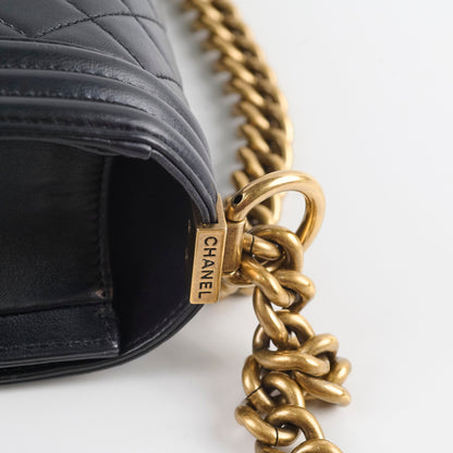 Chanel Old Medium Lambskin Boy Black Series 19 - photo 12