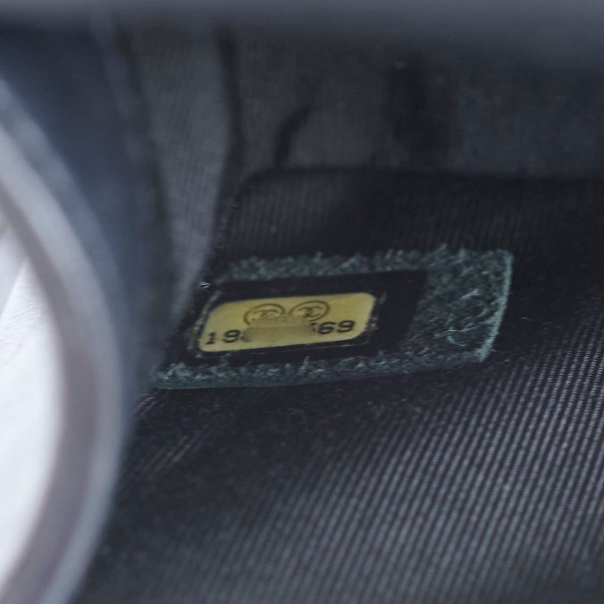 Chanel Old Medium Lambskin Boy Black Series 19 - photo 8