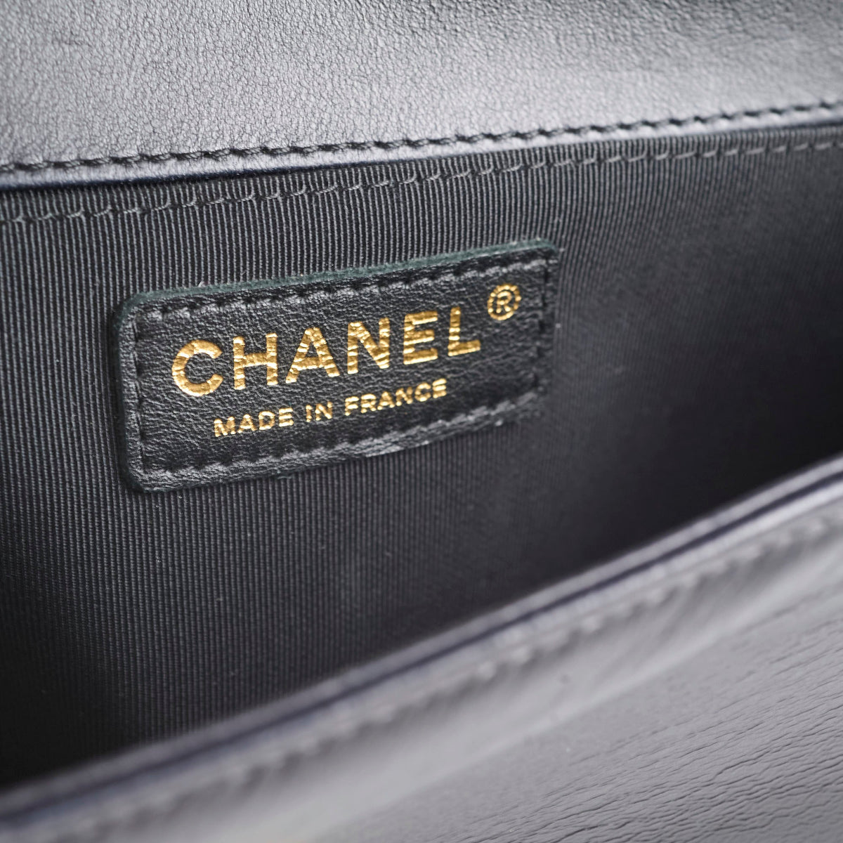 Chanel Old Medium Lambskin Boy Black Series 19 - photo 7