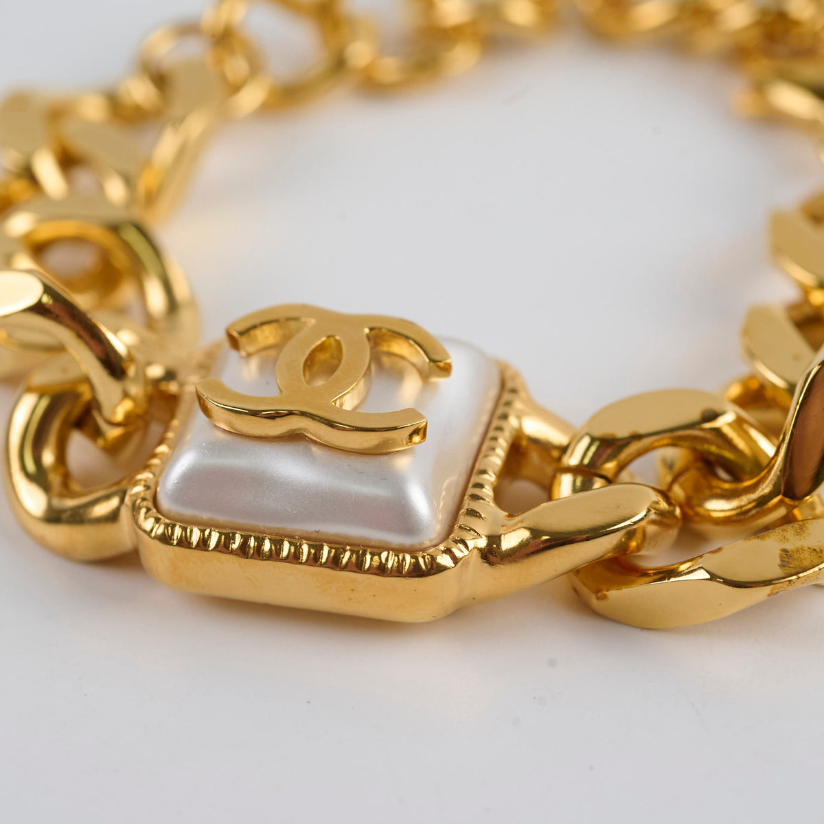 Chanel Pearl CC Chain Link Bracelet - photo 5