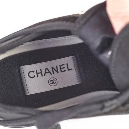 Chanel Black Sneakers Size 37.5 - photo 4