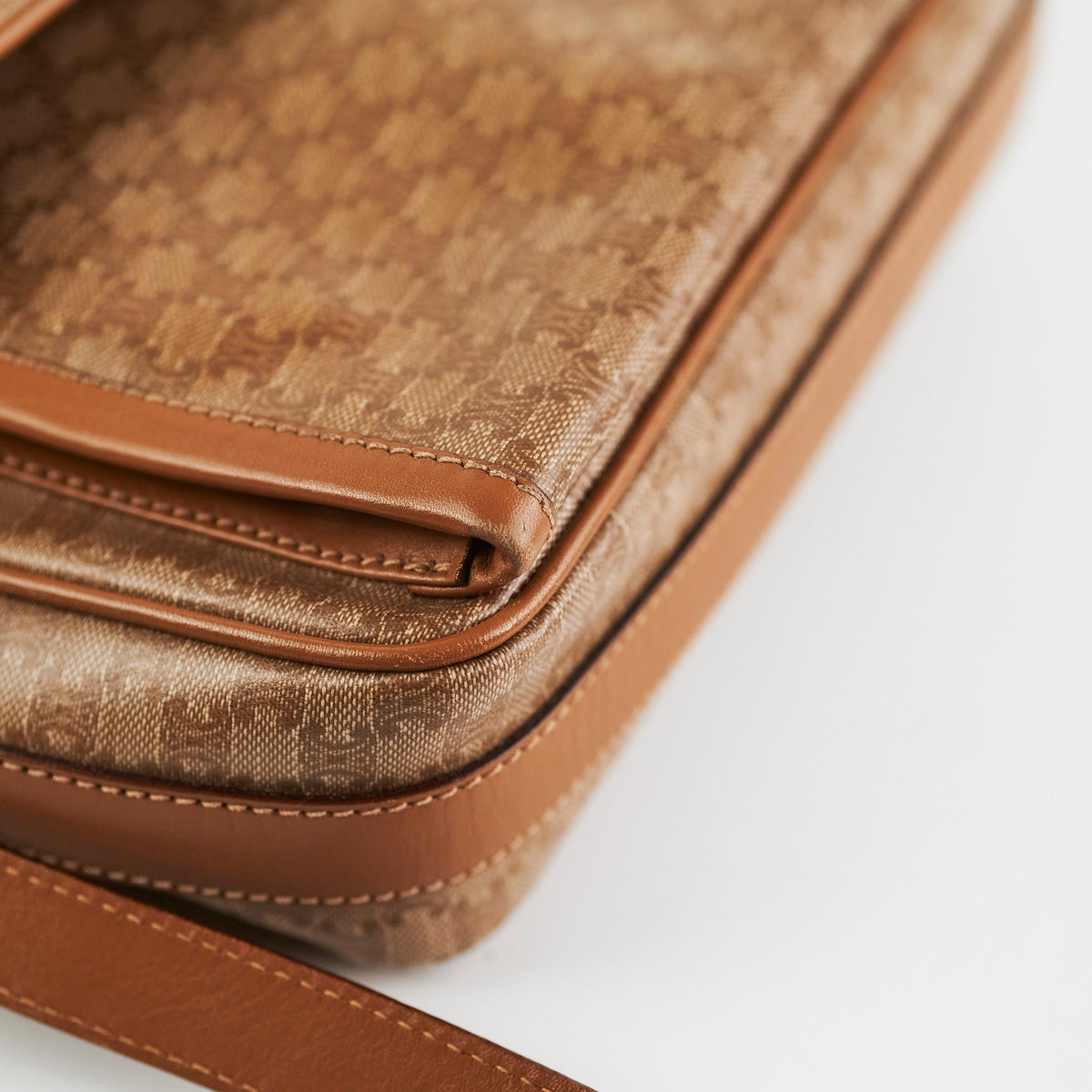 Celine Vintage Messenger Crossbody Bag - photo 11