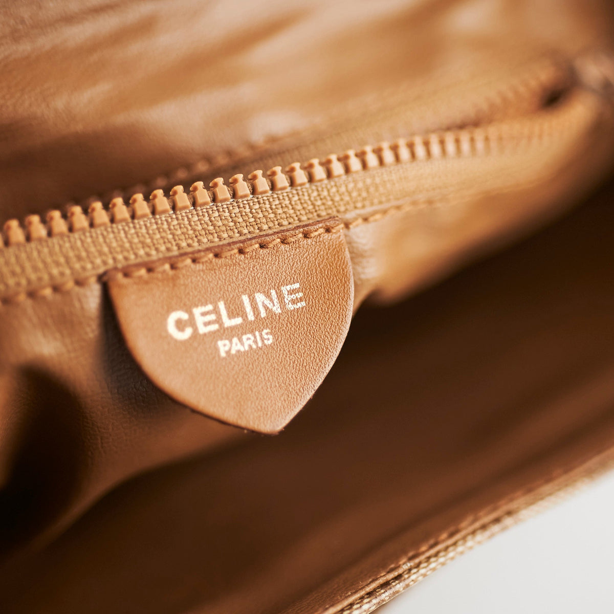 Celine Vintage Messenger Crossbody Bag - photo 3
