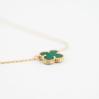 Van Cleef & Arpels VCA Vintage Alhanbra Malachite Pendant Necklace 2020 - photo 3