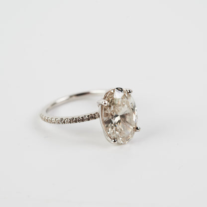 4.05 Labgrown Oval Diamond Ring - photo 4