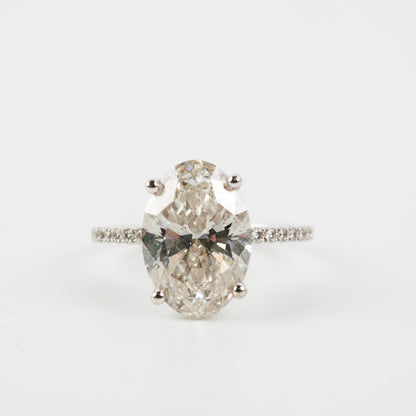 4.05 Labgrown Oval Diamond Ring - photo 3