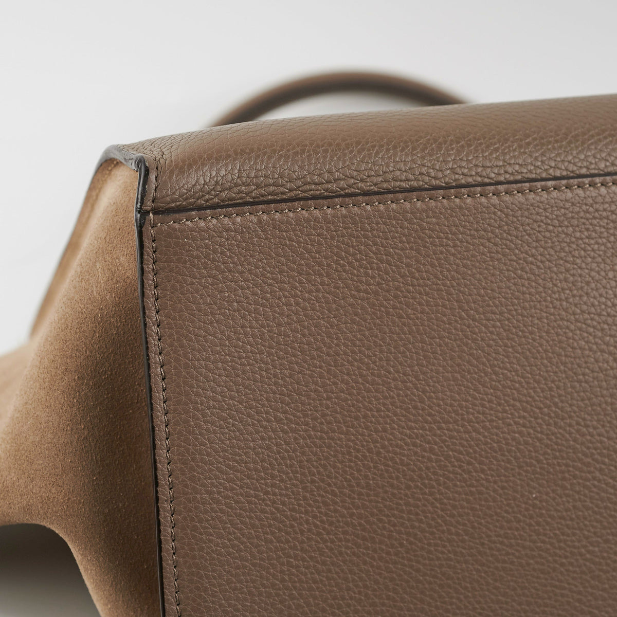 Celine Trapeze Bag Medium - photo 12