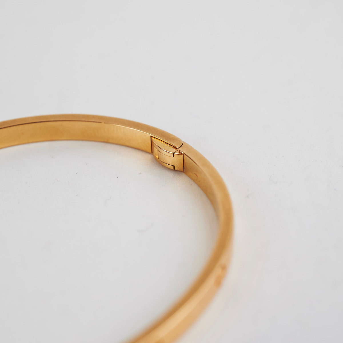 Cartier Yellow Gold Love Bangle Size18 - photo 7