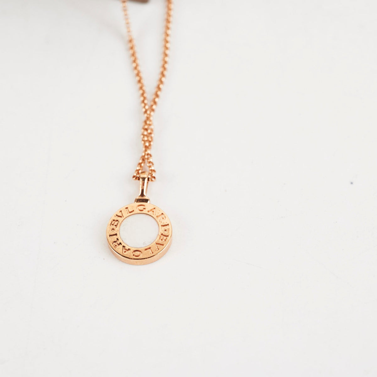 Bvlgari MOP Rose Gold Necklace - photo 3